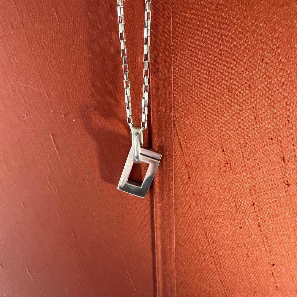 Gucci logo necklace authentic - sterling silver .925